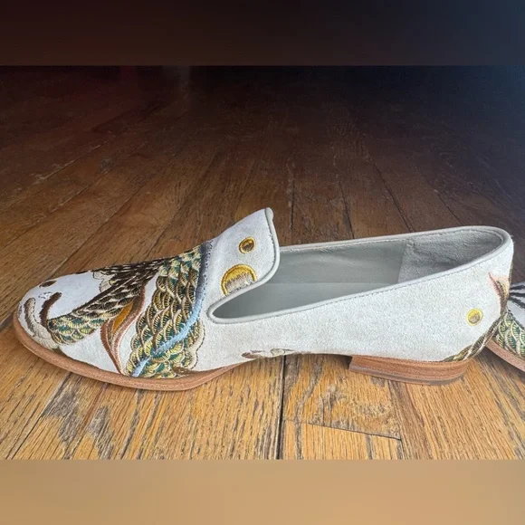 Johnny Was
Dragon-Embroidered Suede Smoking Loafers Women’s size 8 - Picture 4 of 11